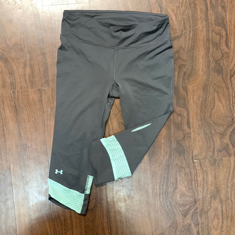 Grey 3/4 Long Under Armour Compression Pants
